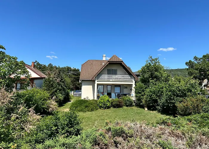 Pacsirta Сasa de vacaciones